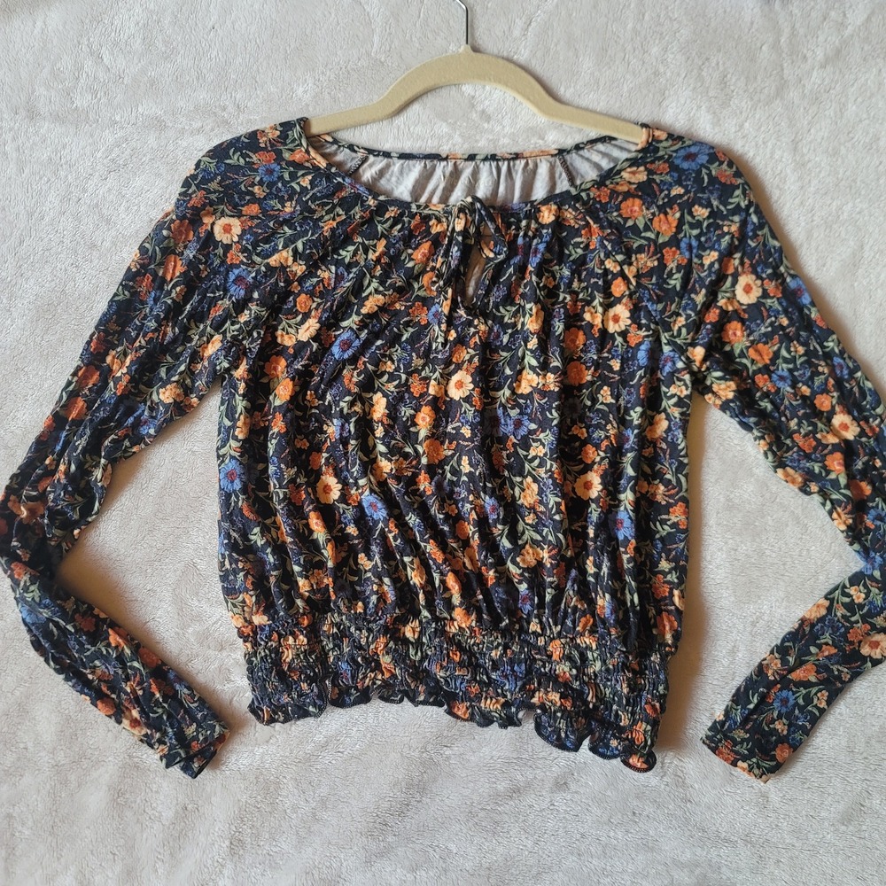 American Eagle Soft & Sexy Dtizy Floral Smocked Peasant Top Navy Cottagecore XS